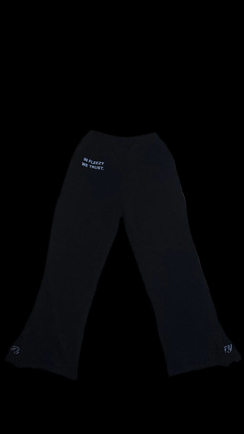 "IN FLEEZY WE TRUST" SWEATPANTS